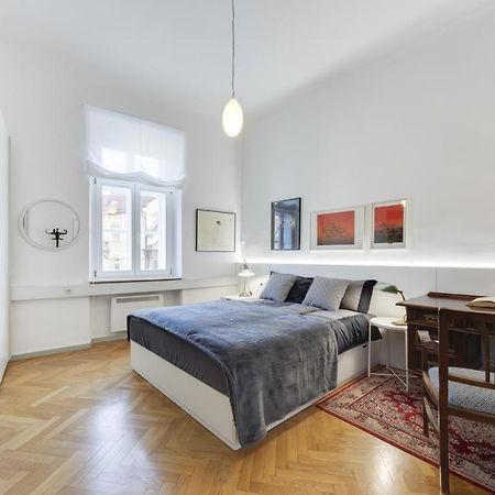 City Center Apartment With Parking Ljubljana Extérieur photo