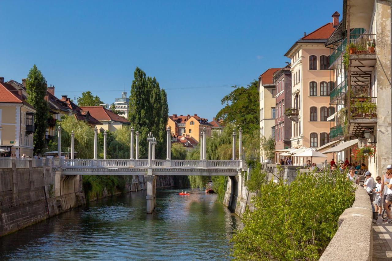City Center Apartment With Parking Ljubljana Extérieur photo